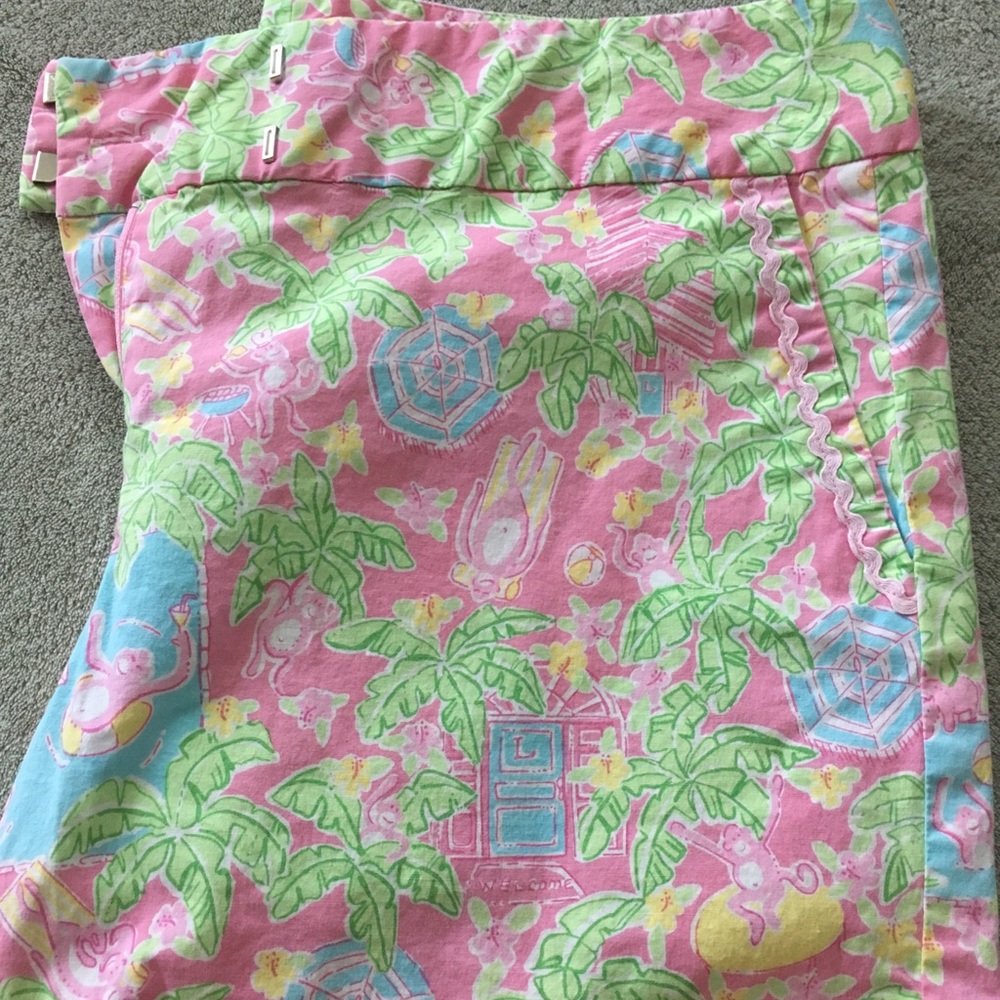 Lilly Pulitzer Shorts Size 10. EUC. Worn twice.
